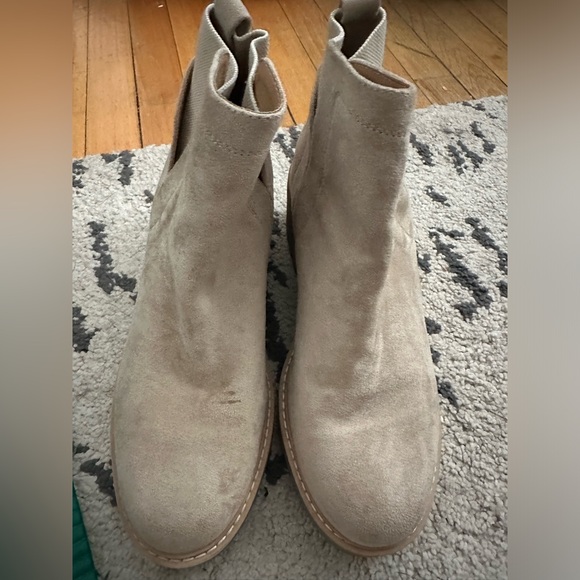 Dolce Vita Huey Booties - Sandstone - 9.5 - Picture 3 of 8